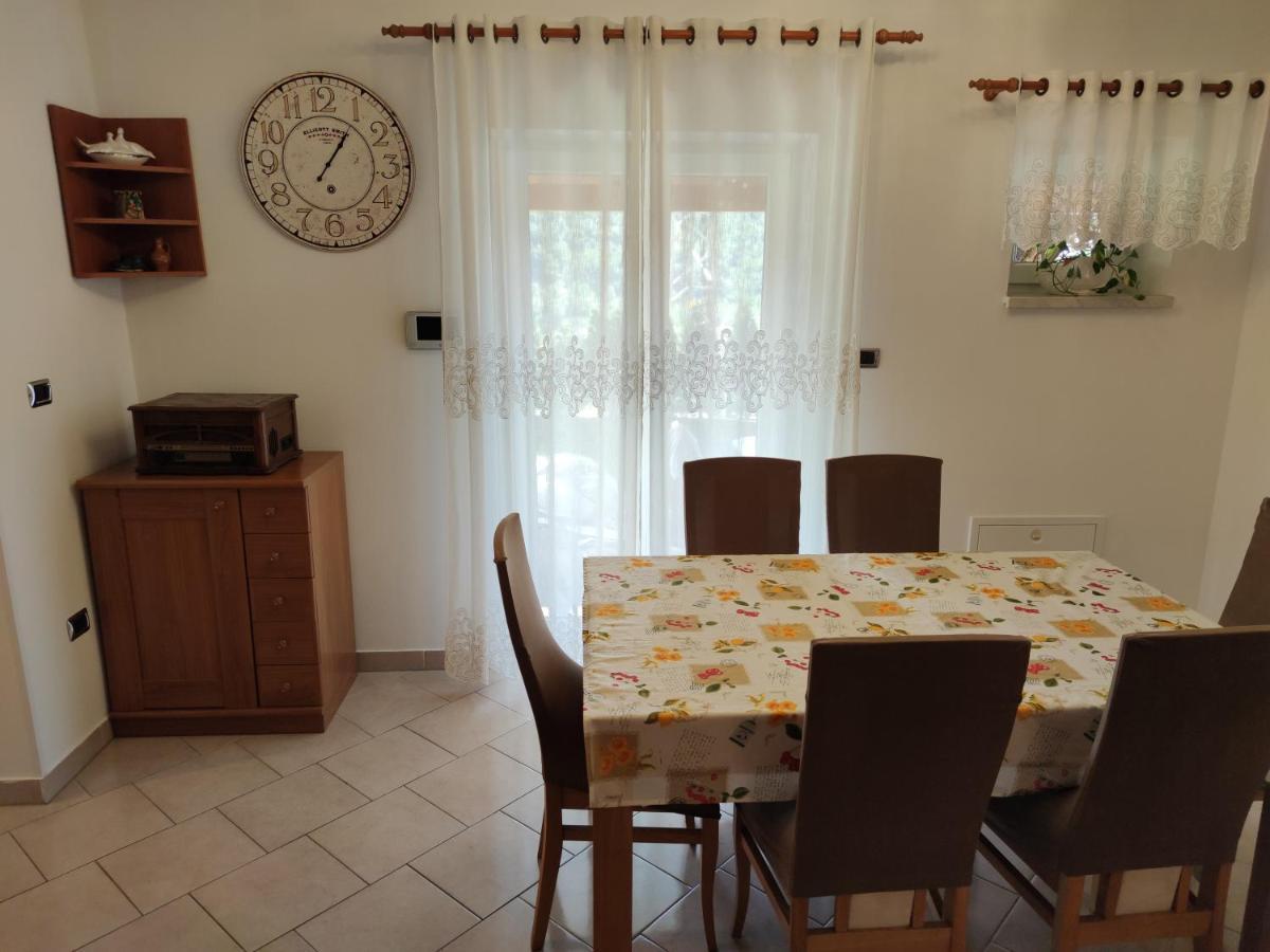 Apartment Wine & Olive Oil Mofardin Koper Exterior photo